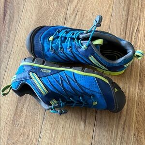Keen Blue and Green Outdoor Shoes
